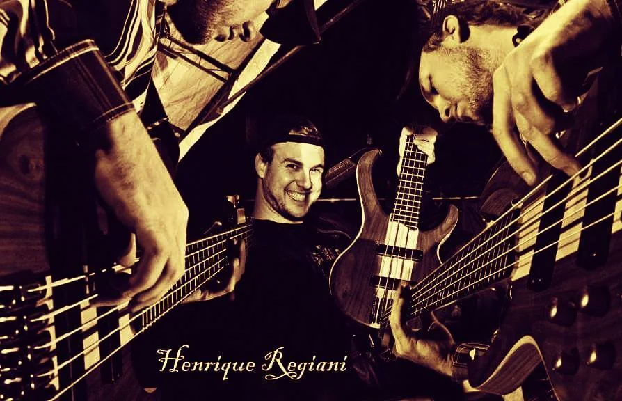 Montagem de Henrique Regiani tocando contrabaixo